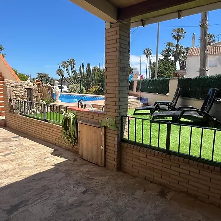 Bed & Breakfast River Dreams 3*