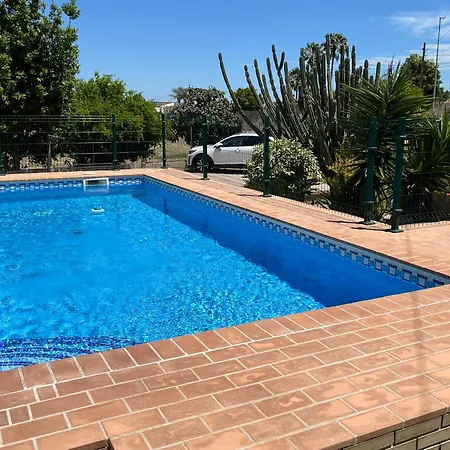River Dreams Bed & Breakfast Deltebre