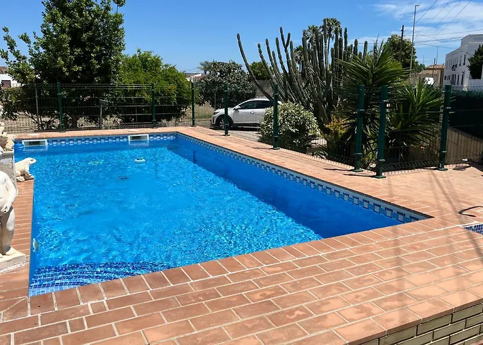 River Dreams Bed & Breakfast Deltebre